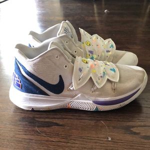 Kyrie 5 'Have A Nike Day'